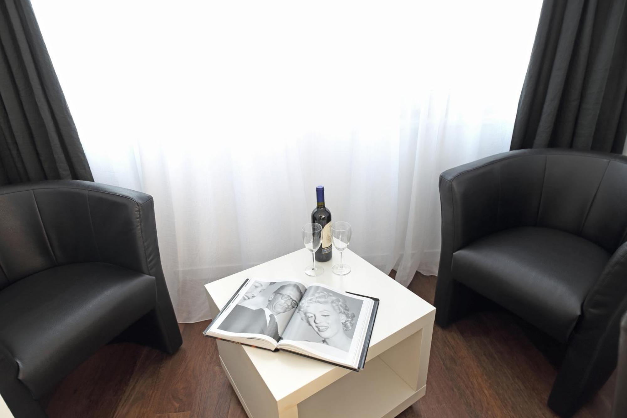 The Queen Luxury Apartments - Villa Medici لوكسمبورغ المظهر الخارجي الصورة